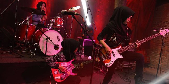 VoB, Band Metal Berhijab Yang Ingin Hilangkan Stigma Negatif