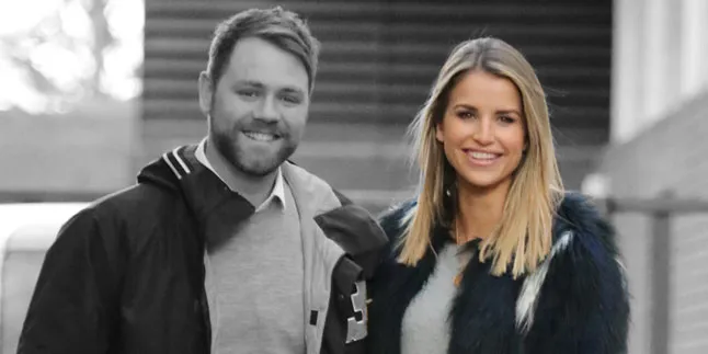 Vogue Williams: Perceraian Membayangi Karirku Vogue Williams: Perceraian Membayangi Karirku