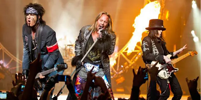 Vokalis Motley Crue Jalani Operasi Batu Ginjal Vokalis Motley Crue Jalani Operasi Batu Ginjal