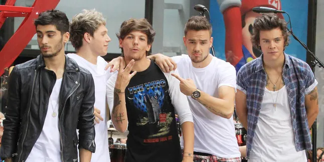 Vokalis The Kooks Kembali Ganggu One Direction!