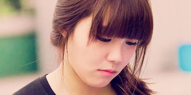 Wah, Eunji A Pink Hobi Panjat Tembok?