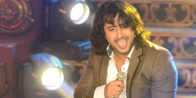 Wah, Shaheer Sheikh Gandeng Mesra Kareena Kapoor Wah, Shaheer Sheikh Gandeng Mesra Kareena Kapoor