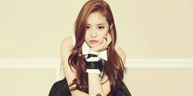 Wajah Berubah Drastis, Netizen Curiga Na Eun A Pink Lakukan Oplas