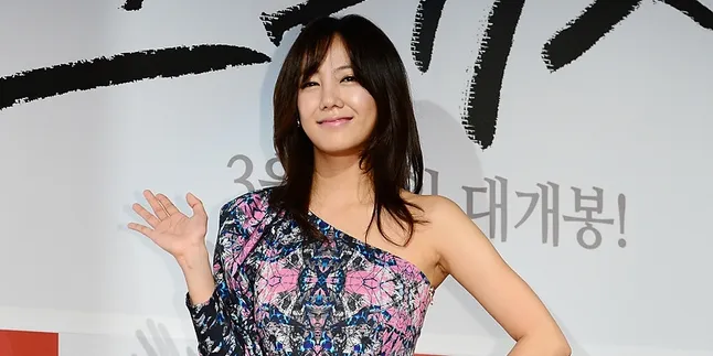 Wajah Bikin Pangling, Aktris Cantik Korea Ini Akui Lakukan Oplas Wajah Bikin Pangling, Aktris Cantik Korea Ini Akui Lakukan Oplas