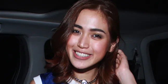 Wajah Cantik Jessica Iskandar Berubah Hitam Legam, Kenapa Ya? Wajah Cantik Jessica Iskandar Berubah Hitam Legam, Kenapa Ya?