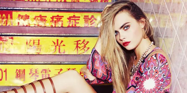 Wajah Cara Delevingne Saat Dilanda Kantuk Berat, Aneh Banget! Wajah Cara Delevingne Saat Dilanda Kantuk Berat, Aneh Banget!