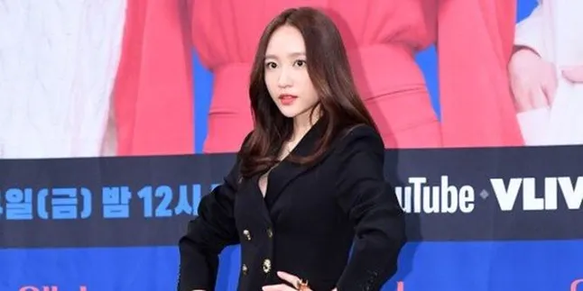 Wajah Hani EXID Tampak Berubah Saat Preskon Drama, Dapat Nasihat Agar Nggak Oplas Wajah Hani EXID Tampak Berubah Saat Preskon Drama, Dapat Nasihat Agar Nggak Oplas