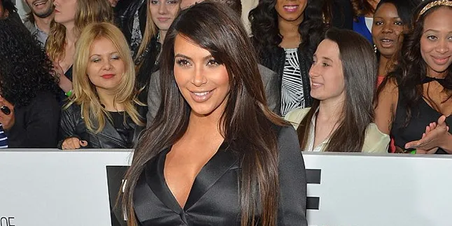 Wajah Kim Kardashian Saat Lelah, Masih Cantik?