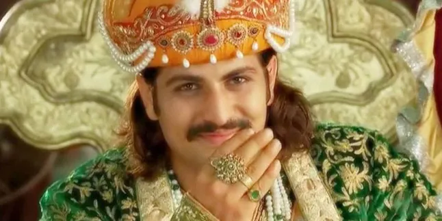 Wajah Srishti Nayyar, Calon Istri Rajat Tokas Mirip Pria? Wajah Srishti Nayyar, Calon Istri Rajat Tokas Mirip Pria?