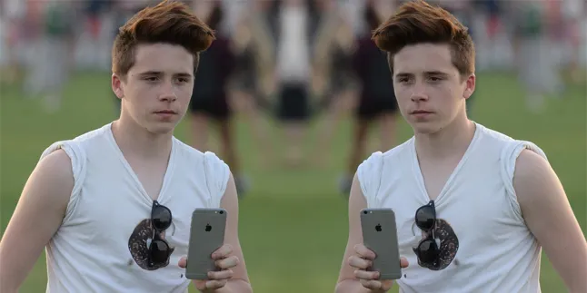 Wajah Super Mirip, Cowok Ganteng Ini 'Kembaran' Brooklyn Beckham Wajah Super Mirip, Cowok Ganteng Ini 'Kembaran' Brooklyn Beckham