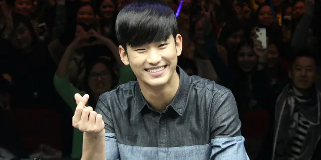 Wajah Tampan Kim Soo Hyun Hasil Operasi Plastik? Wajah Tampan Kim Soo Hyun Hasil Operasi Plastik?