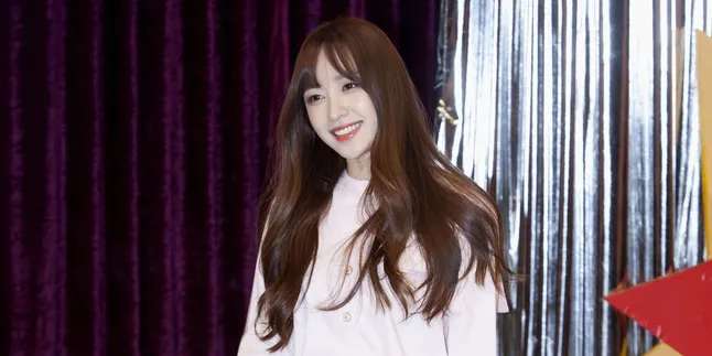 Walau Cantik, Eh Hani EXID Doyan Melahap Makanan Kedaluwarsa? Walau Cantik, Eh Hani EXID Doyan Melahap Makanan Kedaluwarsa?