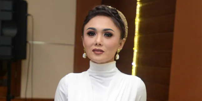 Walau Gemar Makan, Ini Cara Yuni Shara Menjaga Berat Badannya Walau Gemar Makan, Ini Cara Yuni Shara Menjaga Berat Badannya