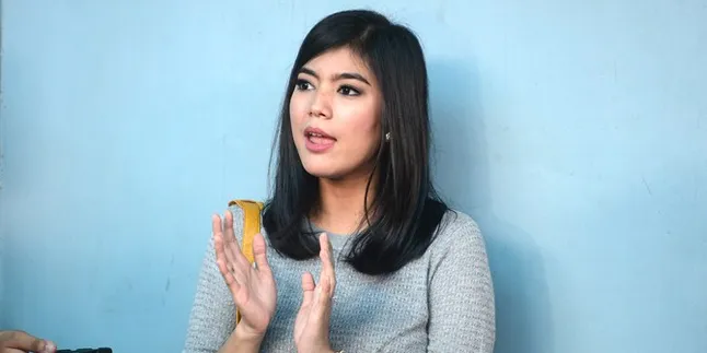 Walau Sibuk Syuting Stripping, Raya Kohandi Sempatkan Perawatan Wajah