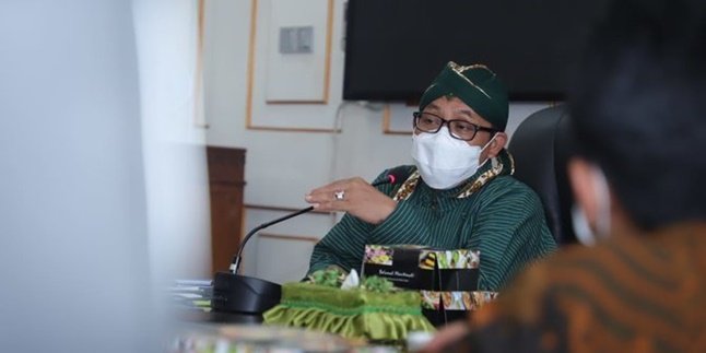 Mayor of Malang Confirms Testing Positive for Covid-19