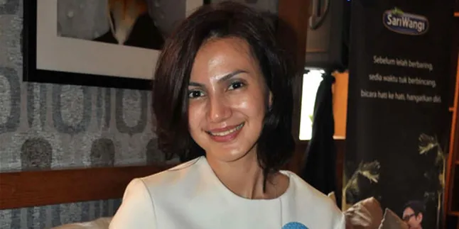 Wanda Hamidah Dijebak?
