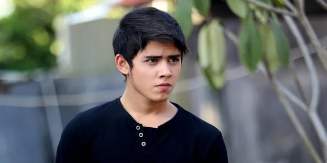 Wanita Macam Apa Sih Yang Diinginkan Aliando Syarief? Wanita Macam Apa Sih Yang Diinginkan Aliando Syarief?