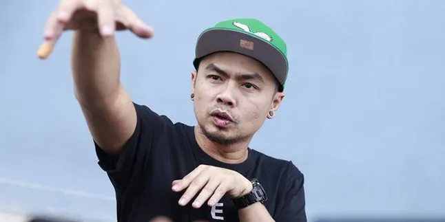 Wendy Cagur Cerita Kejadian Aneh, Ada Yang 'Bisikin' Anak Sebelum Bencana Datang Wendy Cagur Cerita Kejadian Aneh, Ada Yang 'Bisikin' Anak Sebelum Bencana Datang