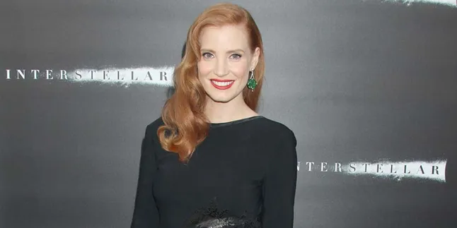 Wih, Jessica Chastain Bakal Perankan Sosok Anak Dari Steve Jobs?