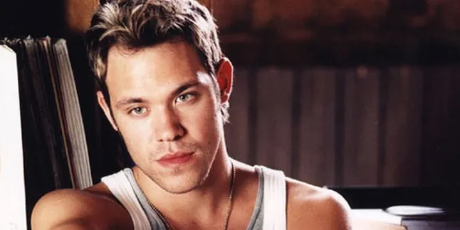 Will Young Kecanduan Video Porno