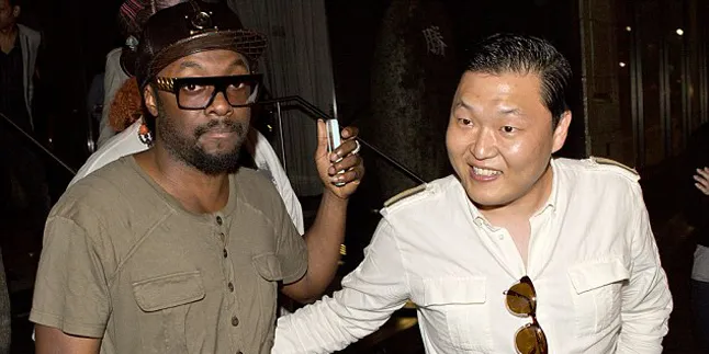 Will.I.Am dan Psy Berburu Sushi di Hollywood