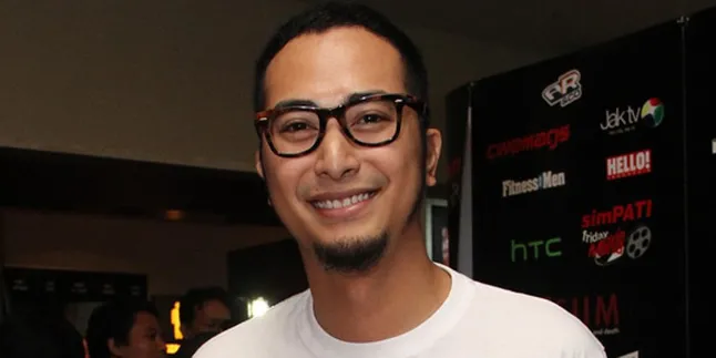 Winky Wiryawan: Ke Luar Negeri Jangan Shopping Aja Winky Wiryawan: Ke Luar Negeri Jangan Shopping Aja