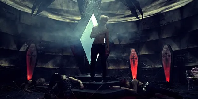 Wow, 100% Sampai Menarik Jantung Sendiri di MV 'Beat'