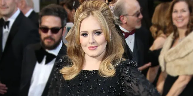 Wow, Album '21' Adele Terus Menerus Pecahkan Rekor Baru!
