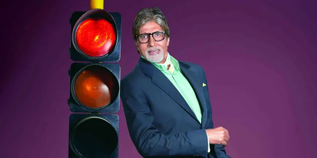Wow, Amitabh Bachchan Dapat Penghargaan Bergengsi Dari Yunani!