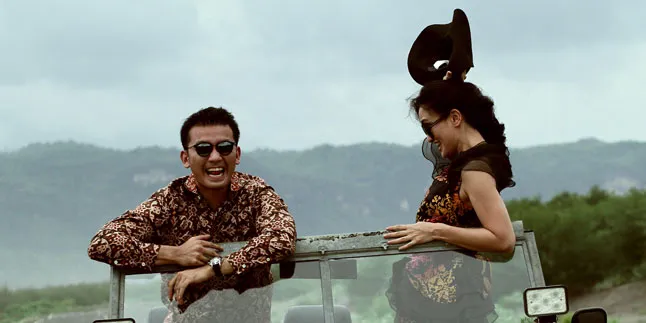 Wow, Atiqah Hasiholan Bawa Arti Cinta Sesungguhnya Dengan Suami Wow, Atiqah Hasiholan Bawa Arti Cinta Sesungguhnya Dengan Suami