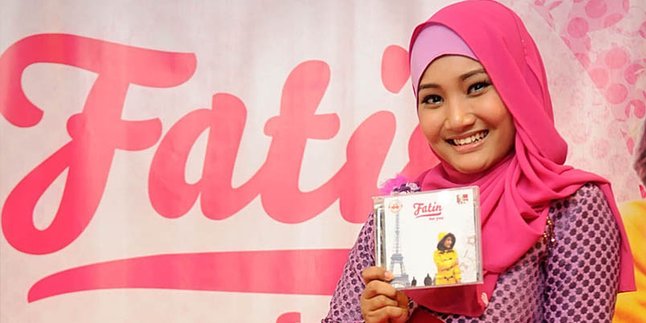 Wow! Baru Sembilan Hari, Album Debut Fatin Terjual 80.000 Kopi