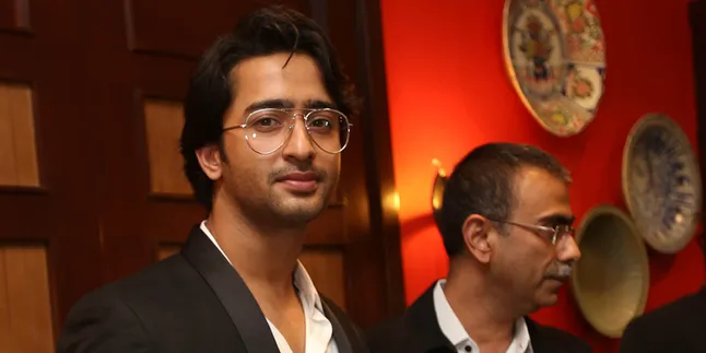 Wow! 'Hulk' Jadi Bodyguard Baru Shaheer Sheikh Wow! 'Hulk' Jadi Bodyguard Baru Shaheer Sheikh