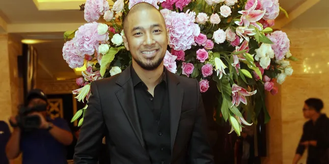 Wow, Marcell Siahaan Potong Sendiri Tali Pusar Bayinya Wow, Marcell Siahaan Potong Sendiri Tali Pusar Bayinya
