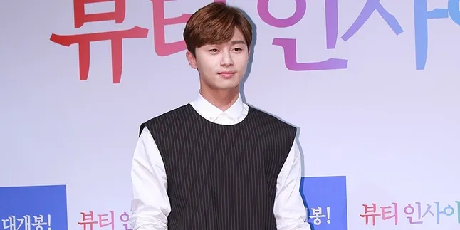 Wow, Park Seo Jun Ajak Fans Untuk 'Kencan' Demi 'She Was Pretty' Wow, Park Seo Jun Ajak Fans Untuk 'Kencan' Demi 'She Was Pretty'