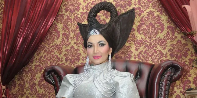 Wow, Roro Fitria Minta Diculik dan Dimasukkan Bilik Cinta