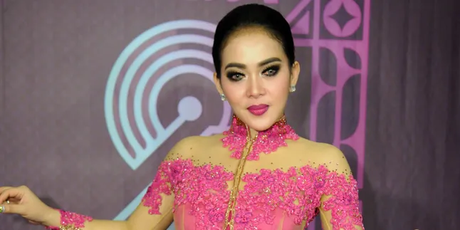 Wujudkan Mimpi, Syahrini Cerita Manja Liburannya di Eropa