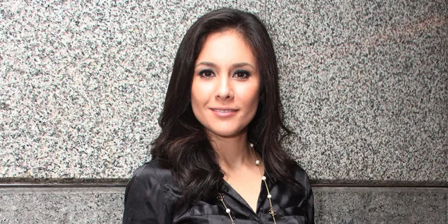 Wulan Guritno Belum Ijinkan Shaloom Pacaran Wulan Guritno Belum Ijinkan Shaloom Pacaran