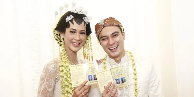 Wulan Guritno Ungkap Baim Wong Sempat Capek Cari Jodoh Wulan Guritno Ungkap Baim Wong Sempat Capek Cari Jodoh