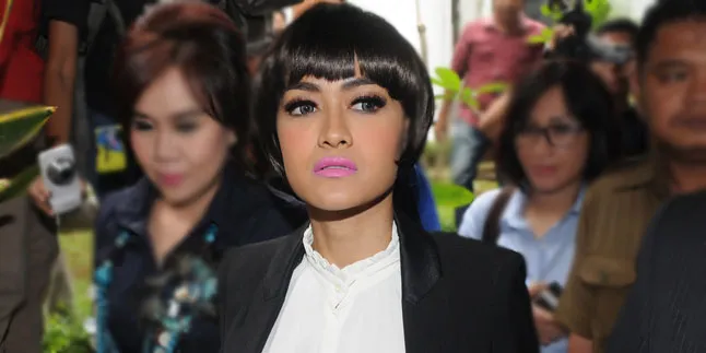 Yakin Cerai Dengan Gaston, Jupe Hanya Berharap Yang Terbaik Yakin Cerai Dengan Gaston, Jupe Hanya Berharap Yang Terbaik