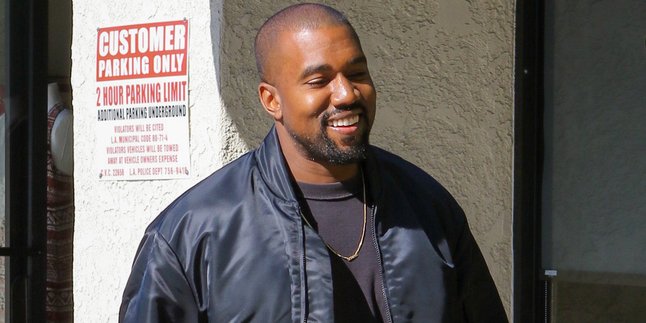 'YE' Kanye West Kini Rajai Billboard 200 Album Chart