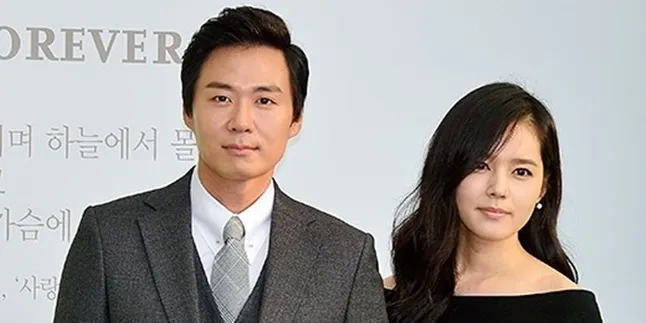 Yeon Jung Hoon Umumkan Kehamilan Kedua Han Ga In Saat Terima Award