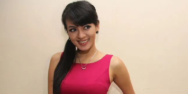 Yeyen Lidya Mandi Cabai