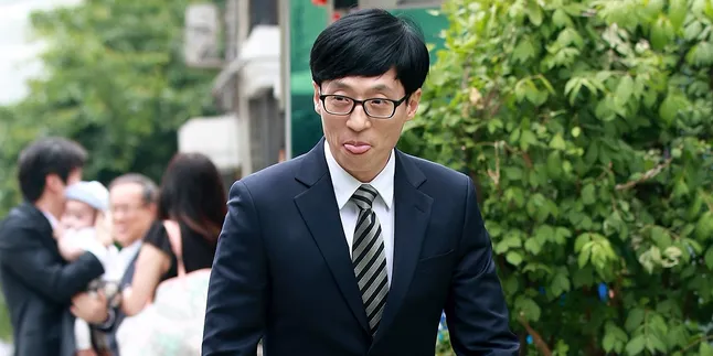 Yoo Jae Suk Pamerkan Jas Bersejarah Nan Mahal Favorit Miliknya