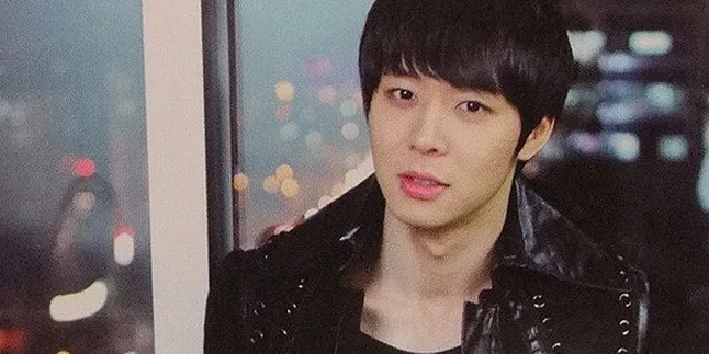 Yoochun JYJ Nikmati Malam Natal Bersalju di Lokasi Syuting