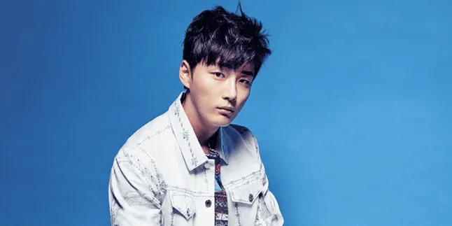 Yoon Shi Yoon Jadi Saudara Kembar Beda Nasib di Drama 'Dear Judge' Yoon Shi Yoon Jadi Saudara Kembar Beda Nasib di Drama 'Dear Judge'