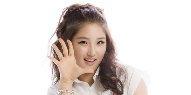 Yuk Intip Foto Paspor Jihyun 4minute