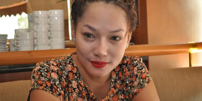 Yuk, Mengintip Jenny Cortez Usai Mandi!