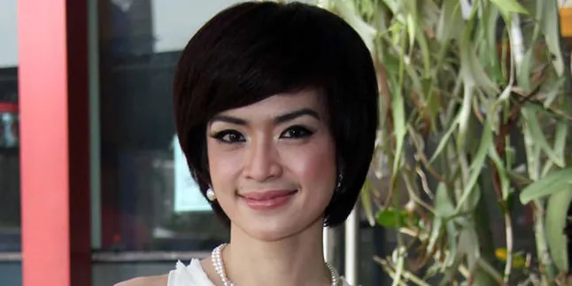 Yulia Rachman Siap Jalani Tahun Baru Dengan Masalah