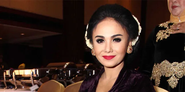 Yuni Shara Kaget Ada Banyak Raja di Indonesia Yuni Shara Kaget Ada Banyak Raja di Indonesia