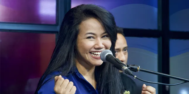 Yura Yunita Ingin Album 'MERAKIT' Bisa Dipeluk Penggemar